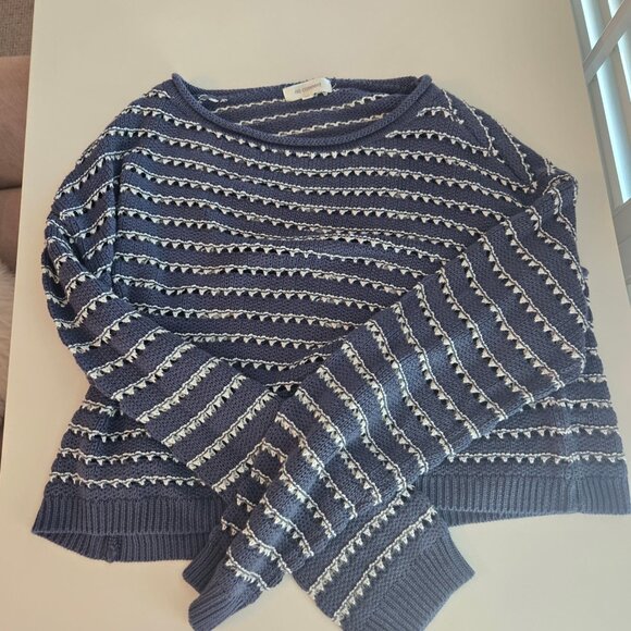 No Comment Sweaters - Sweater